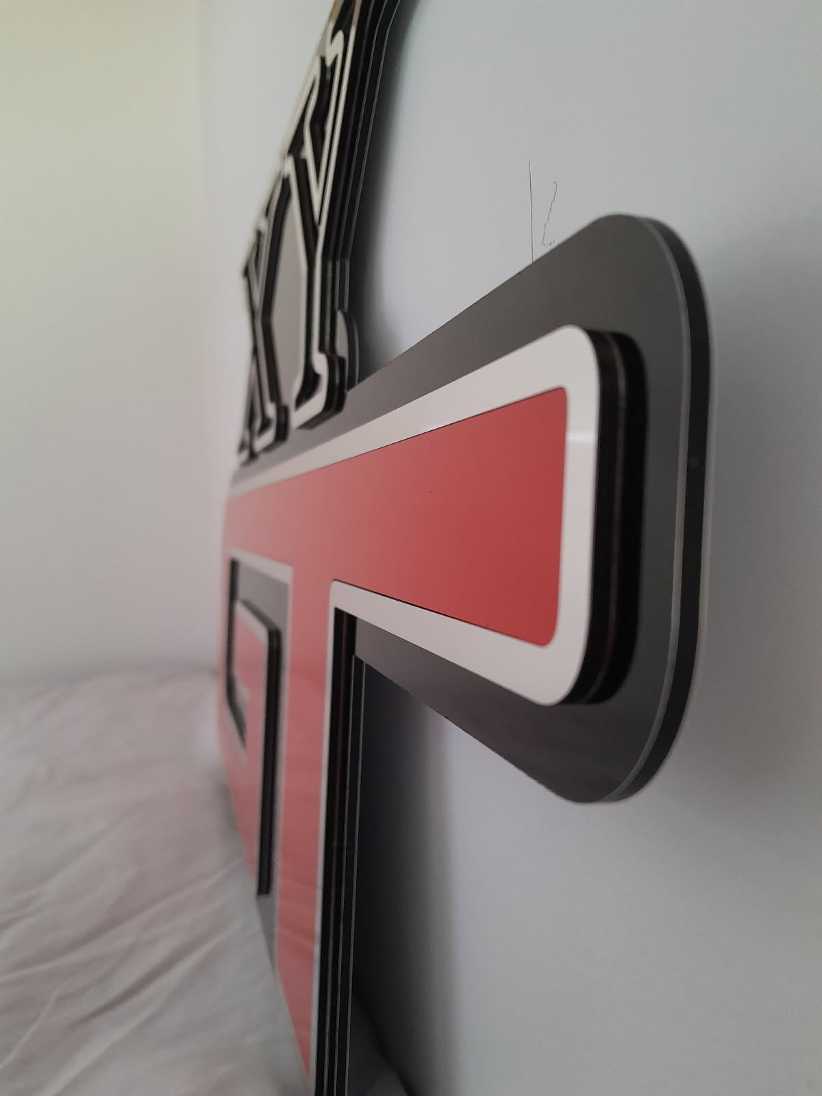 XY GT Signs